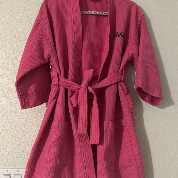 Personalized bath robe-Ashley - Picture 1 of 5